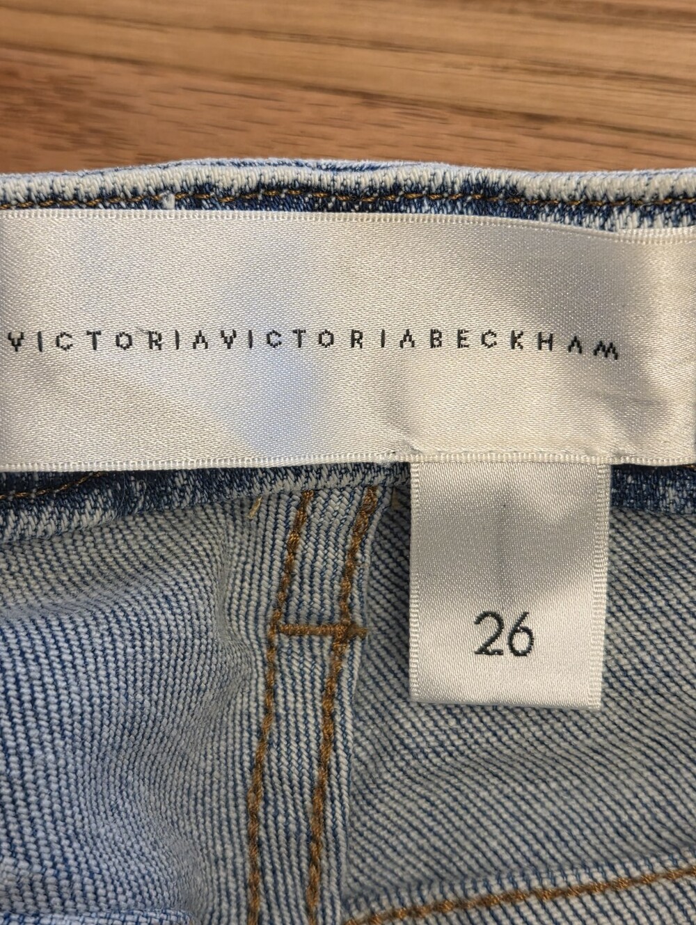 Victoria Beckham Blue Acid-Wash Women’s Skinny Jeans 26 as worn by HAILEY BIEBER - Picture 4 of 5